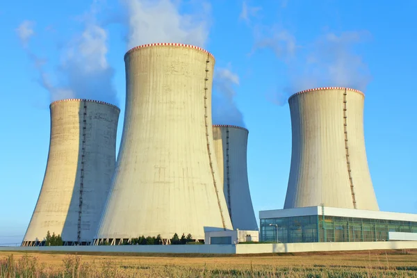 Kärnkraftverk — Stockfoto