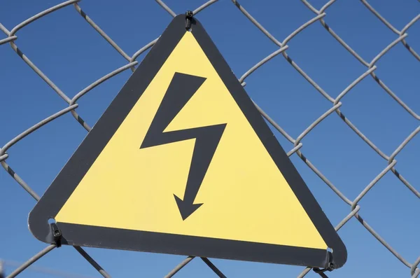 Perigo eléctrico — Fotografia de Stock