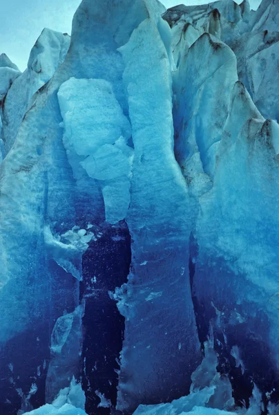 Blauwe gletsjerijs — Stockfoto