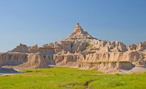 Pinnacle over the Badlands — Stock Photo, Image