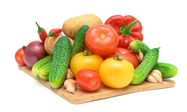 Impostare verdure fresche su sfondo bianco — Foto Stock