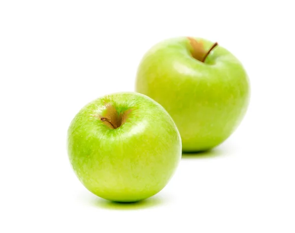 白色背景的绿色苹果 — 图库照片