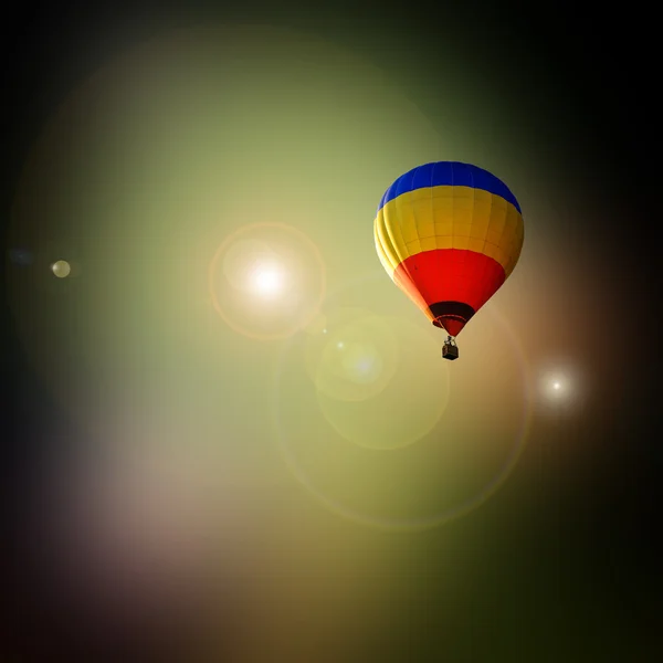 Yeni yıl 2012 havai fişek ve günbatımı, sıcak hava balonu — Stockfoto