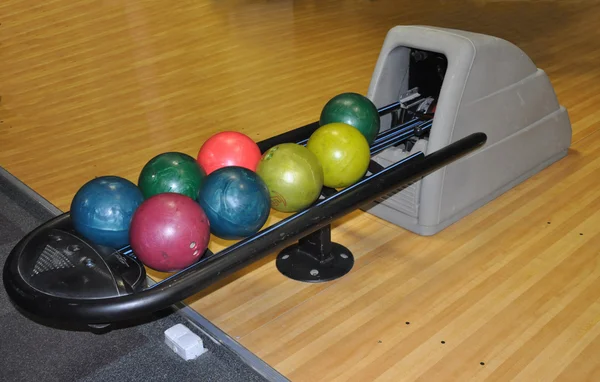 Support avec sphères pour bowling — Photo