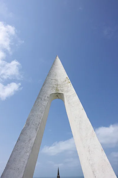ETRETAT, NORMANDIA, monumento a Nungesser y Coli —  Fotos de Stock