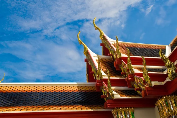 Decorative roof of the temple — Stock Photo, Image