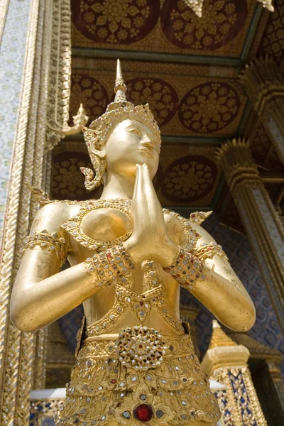Statue of a legend Kinnaree — Stock Photo, Image