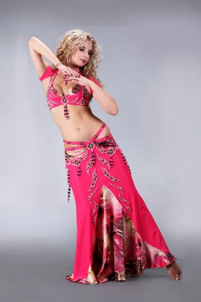 Beautiful exotic belly dancer woman — Stock Photo, Image