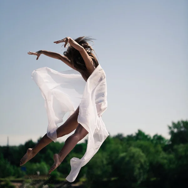 Nature and dance — Stock Photo, Image