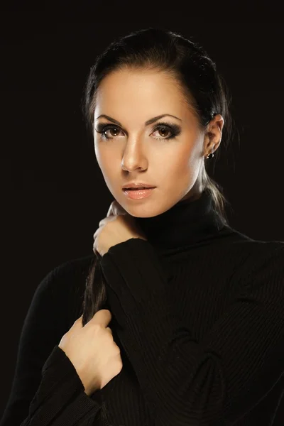 Portrait of young brunette — Stock Photo, Image
