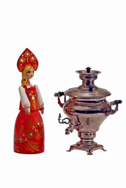 Suveniry。kukly： 一个女孩和一个暖水壶. — 图库照片