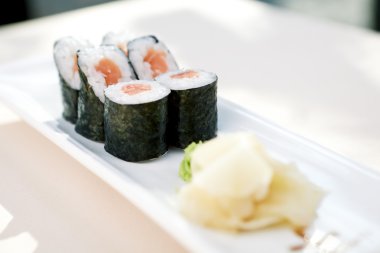 Ton balığı maki