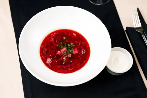 Rode biet soep — Stockfoto