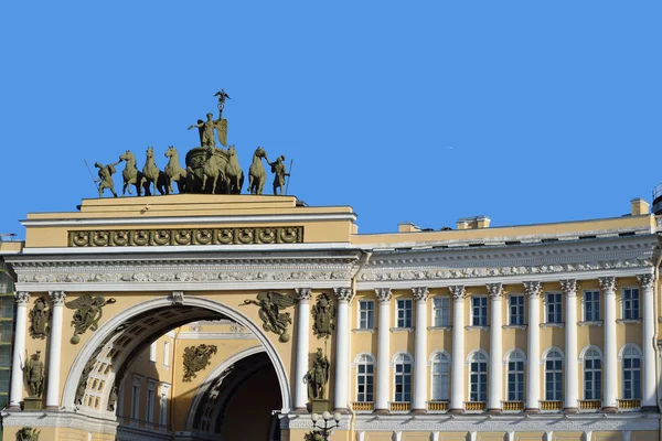 Arco de triunfo en San Petersburgo —  Fotos de Stock