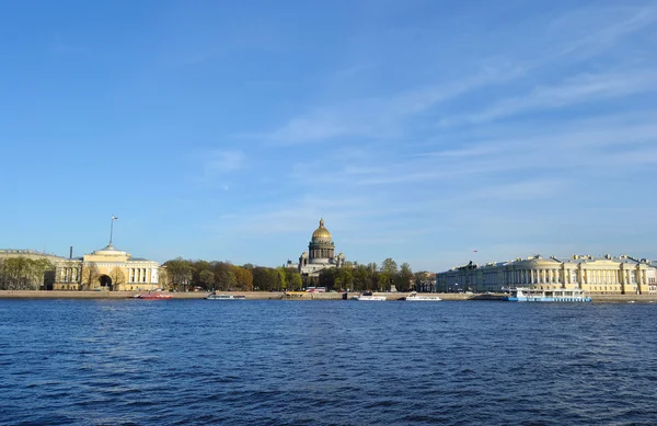 圣彼得堡，圣以撒大教堂 — 图库照片