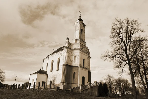 Igreja antiga em Zaslavl. Sépia . — Fotografia de Stock