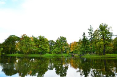 Güz Parkı 'ndaki göl