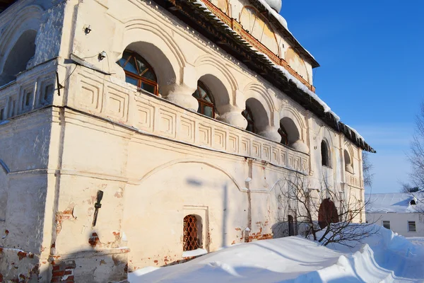 Igreja velha em Veliky Novgorod . — Fotografia de Stock