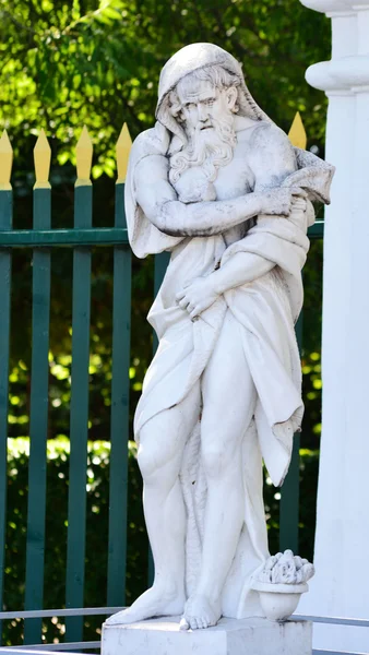 Άγαλμα στο peterhof, Αγία Πετρούπολη — Φωτογραφία Αρχείου