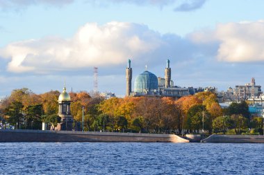 st.petersburg Camii'nde bir bakış. akşam