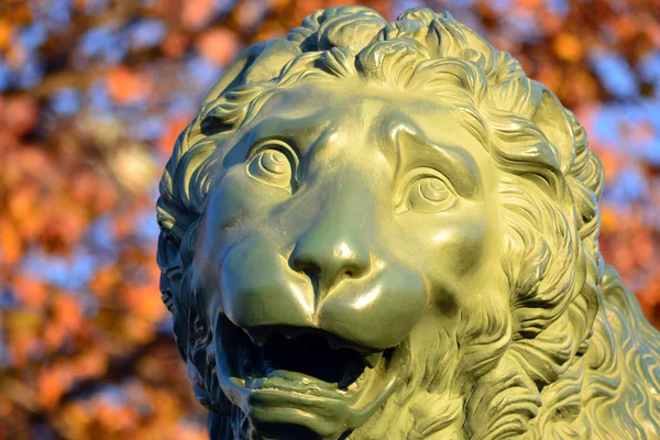 Leul de bronz — Fotografie, imagine de stoc