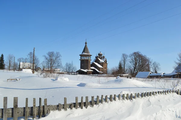 Winter landscape with orthodox church — Stock Photo, Image