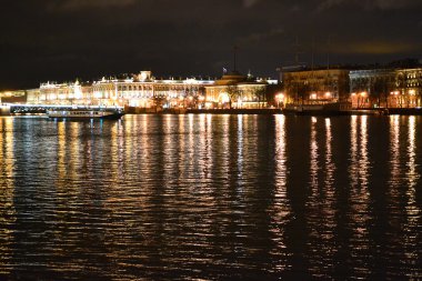 st Petersburg gece görünümü