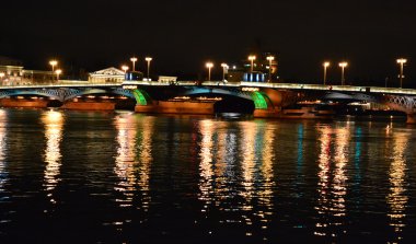 blagoveshchensky Bridge, st petersburg gece görünümü