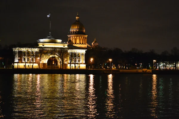 夜观圣彼得斯堡 — 图库照片