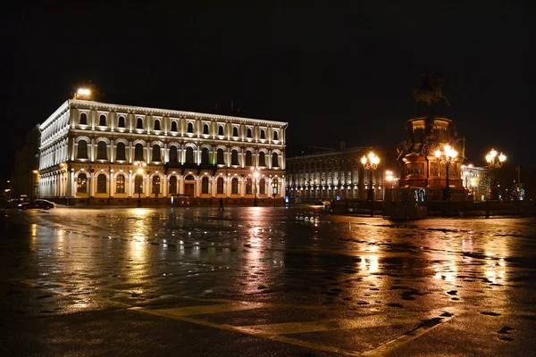 Gece st. Petersburg görünümü — Stok fotoğraf
