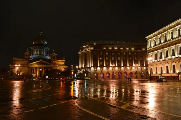 Вид на ночной Санкт-Петербург — стоковое фото