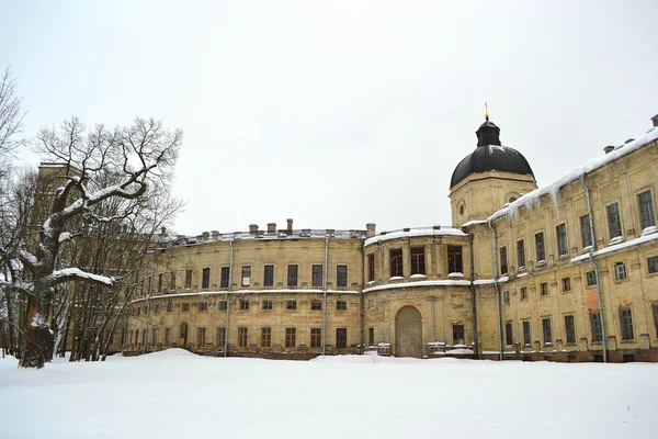 Pałac gatchina, w zimie — Zdjęcie stockowe