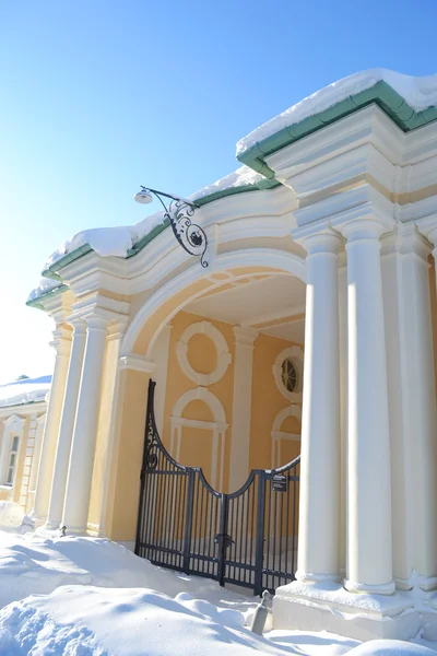 Pałac w oranienbaum, Federacja Rosyjska — Zdjęcie stockowe