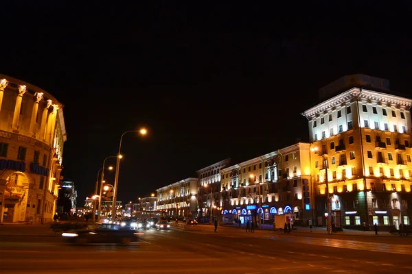 Nattbyen Minsk – stockfoto