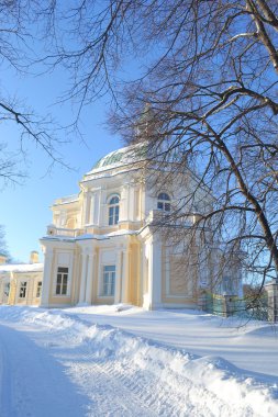 Sarayda San, Rusya Federasyonu