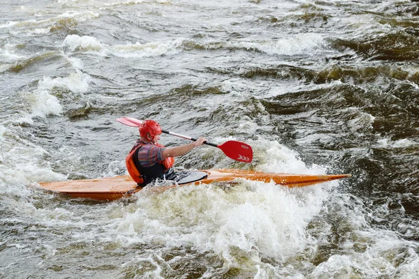 Kayaker en el río Vuoksi —  Fotos de Stock