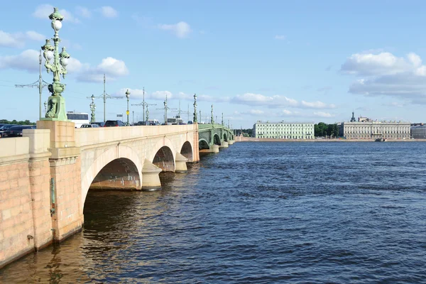 Γέφυρα της Αγίας Τριάδας στην Αγία Πετρούπολη — Φωτογραφία Αρχείου