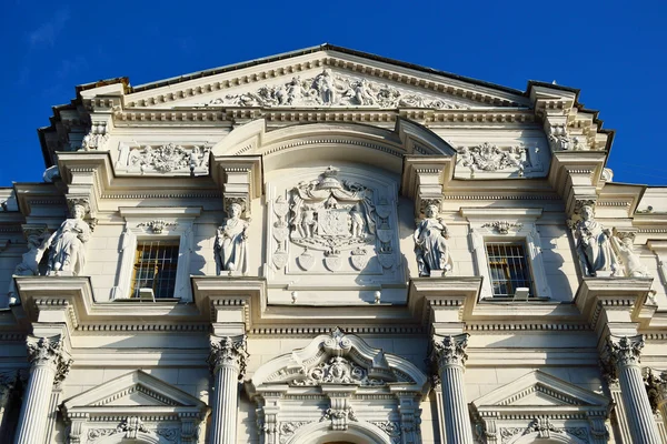 在圣彼得堡的宫殿的外观 — 图库照片