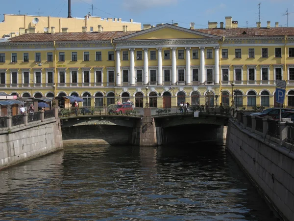 Санкт-Петербург, каналы и мосты — стоковое фото