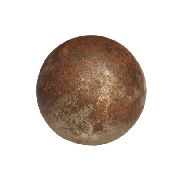 Régi rozsdás vas fém labdát elszigetelt fehér background — Stock Fotó