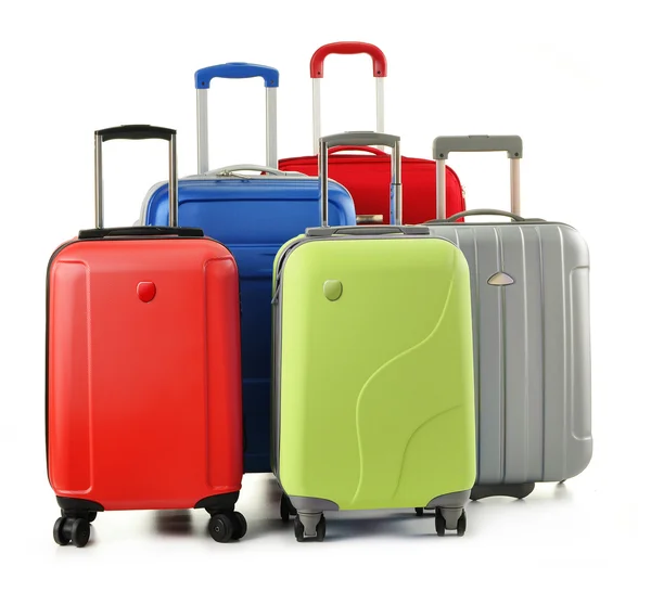 Bagage bestående av resväskor av polykarbonat isolerade på vitt — Stockfoto