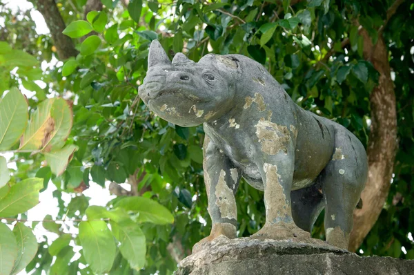 Estátua de rinoceronte — Fotografia de Stock