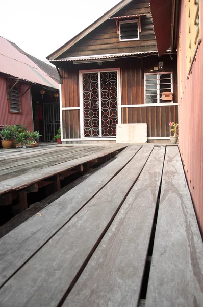 Vieja casa de madera china — Foto de Stock
