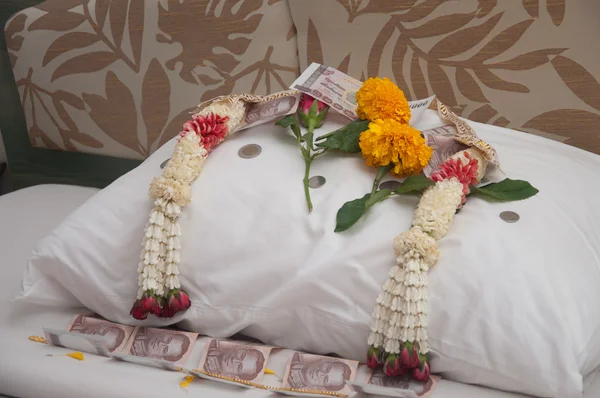 Thai wedding bedroom — Stock Photo, Image