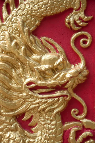Kinesisk drage sten trang i kinesisk tempel - Stock-foto