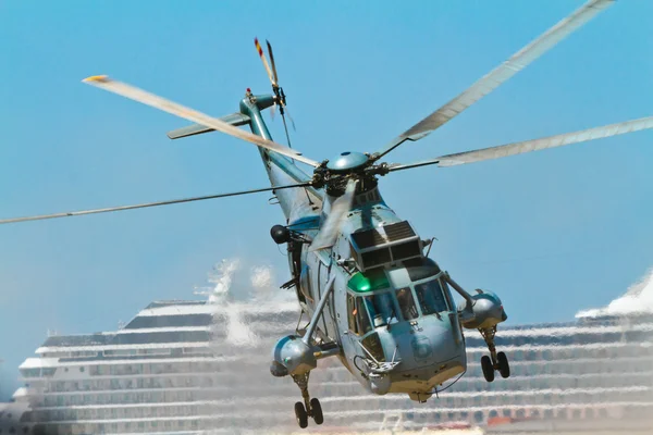 Filtración de helicópteros —  Fotos de Stock