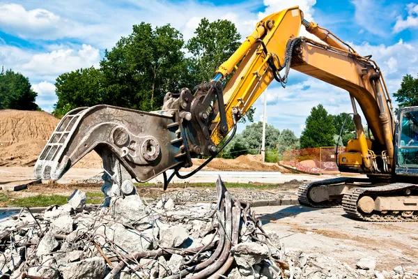 Kruszarki betonu w pracy — Zdjęcie stockowe