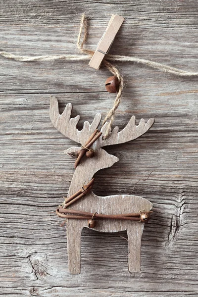 Деревянный рождественский олень — стоковое фото