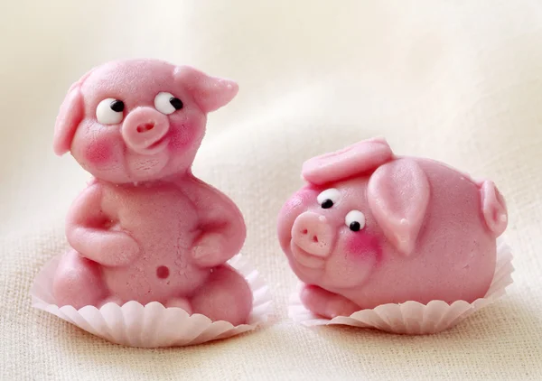 Marzipan pigs — Stock Photo, Image