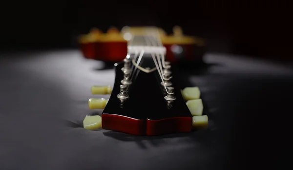 電気の赤いギター — ストック写真